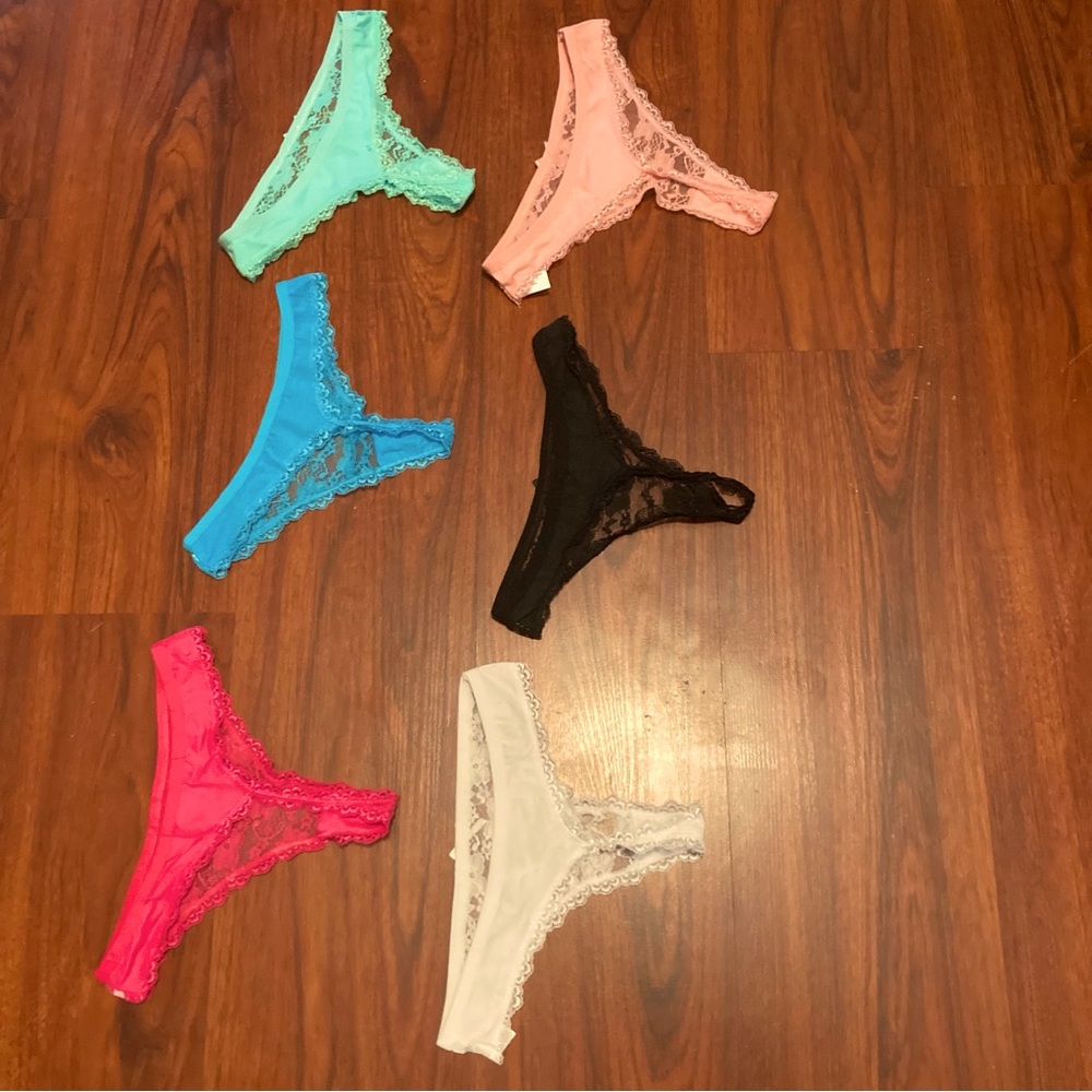 🔥Price drop $10🔥Laced sexy thong various six colors size Small